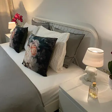 Lily * Ljubljana