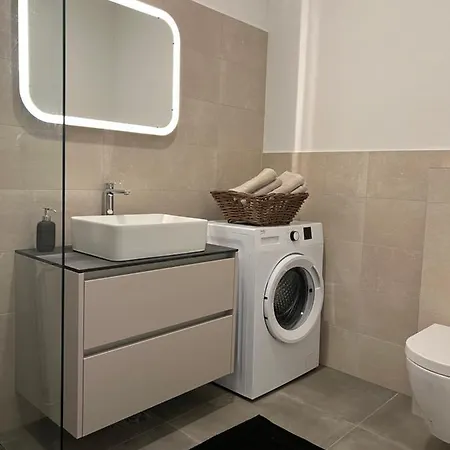 Lily Apartment