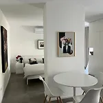 Lily Апартаменти *