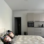 Lily Апартаменти